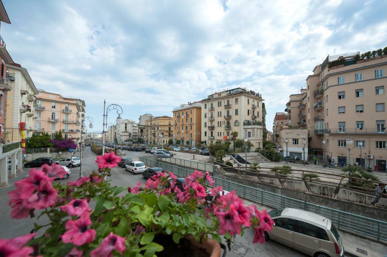 Bed & Breakfast Antonello Salerno Buitenkant foto