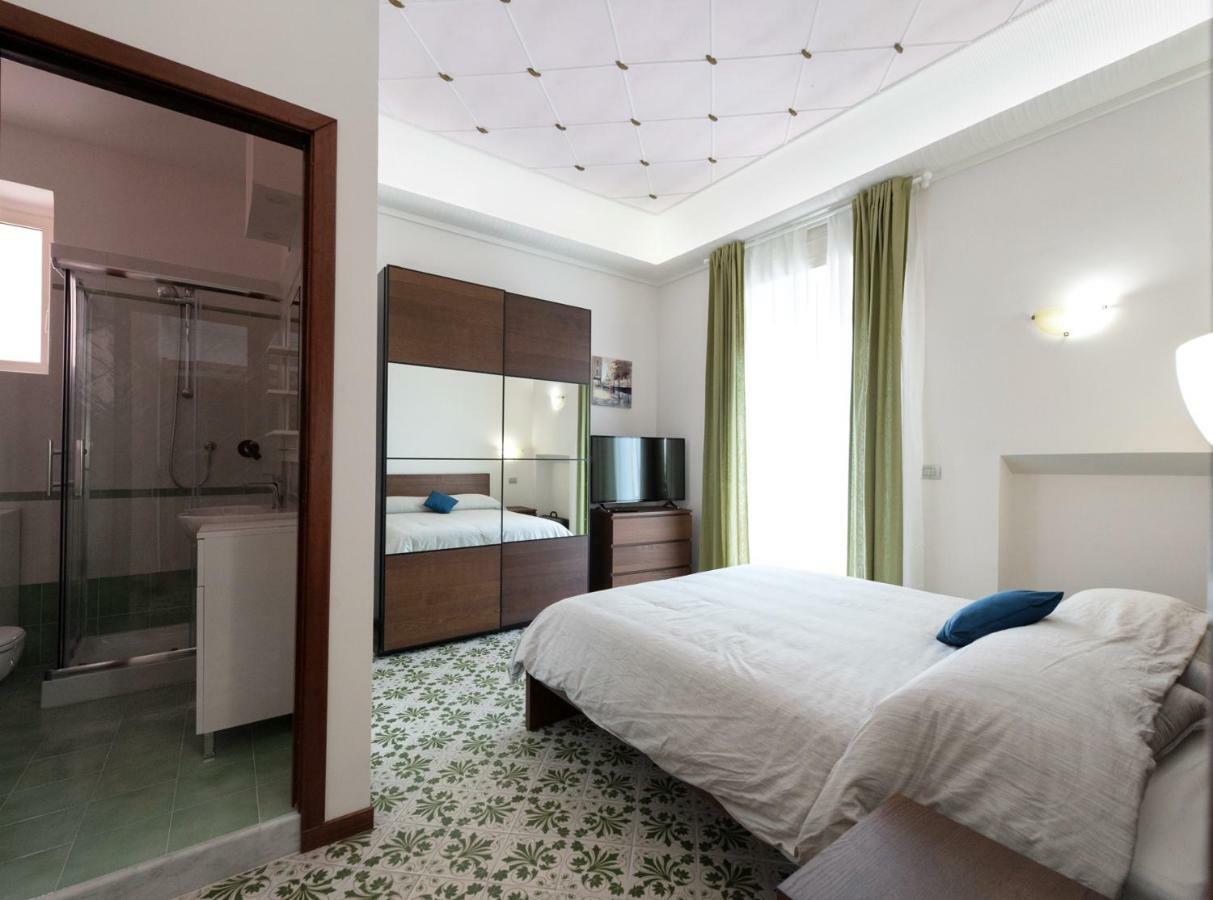 Bed & Breakfast Antonello Salerno Buitenkant foto