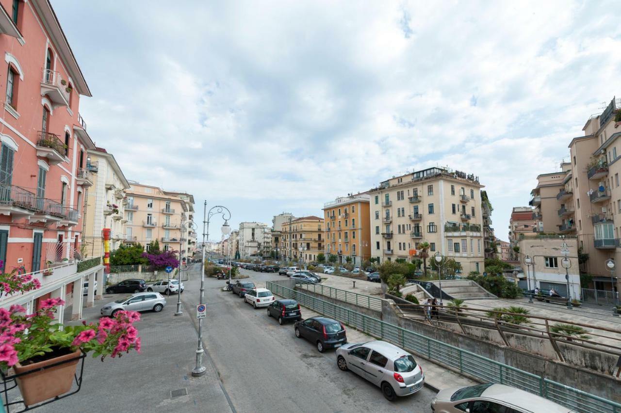 Bed & Breakfast Antonello Salerno Buitenkant foto