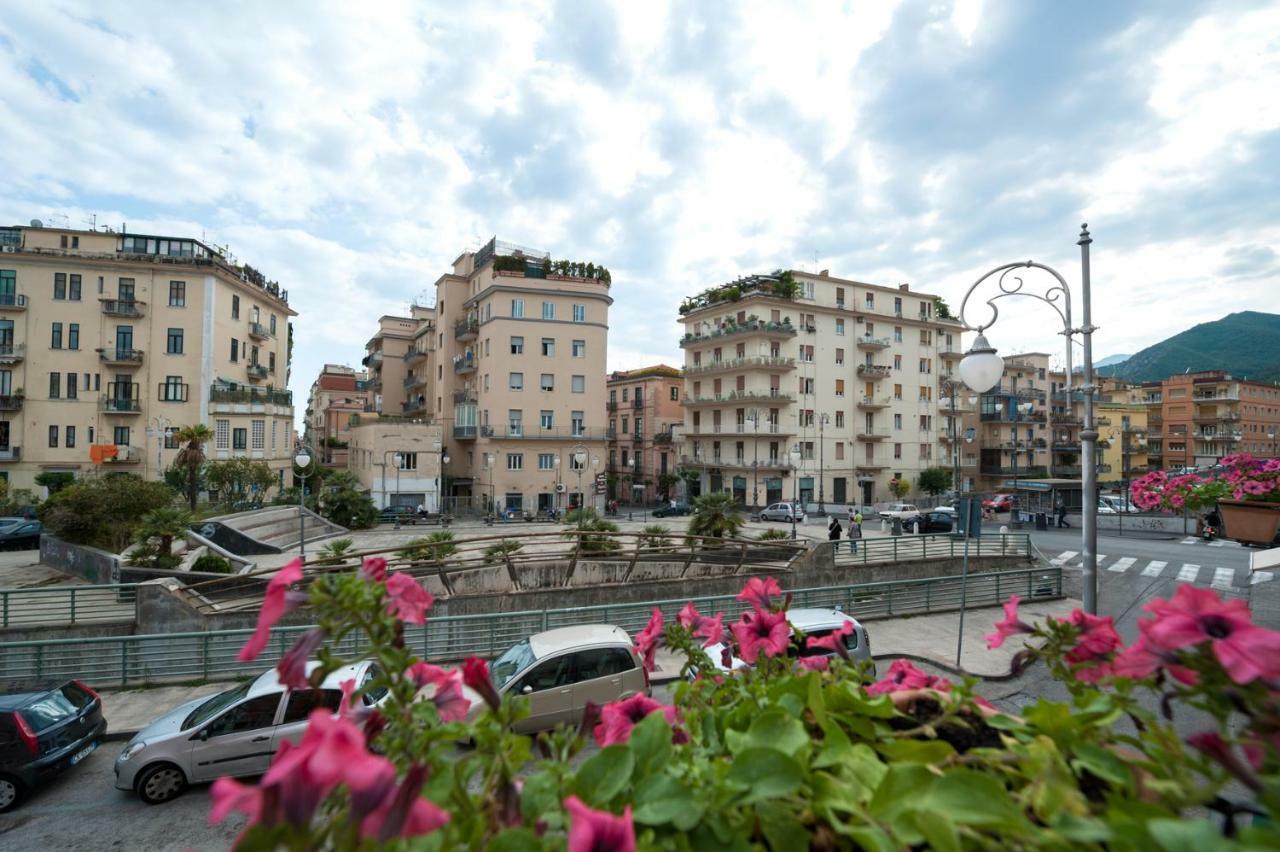 Bed & Breakfast Antonello Salerno Buitenkant foto