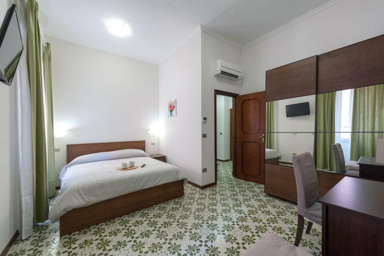 Bed & Breakfast Antonello Salerno Buitenkant foto
