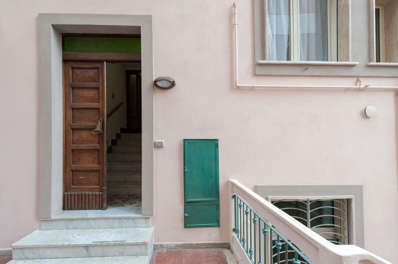 Bed & Breakfast Antonello Salerno Buitenkant foto
